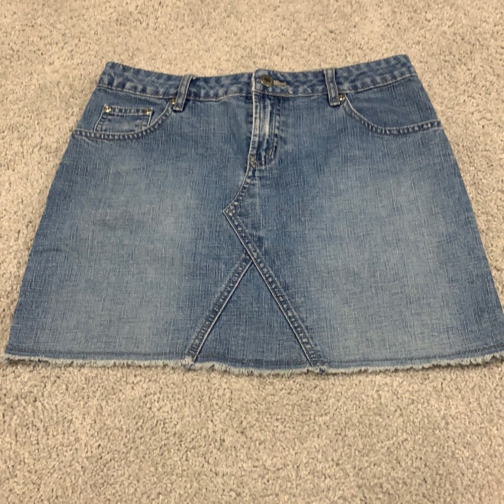 Aeropostale Jean mini skirt sz 1/2